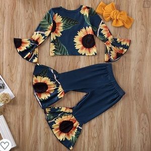 NEW! Girls sunflower outfit including bow!